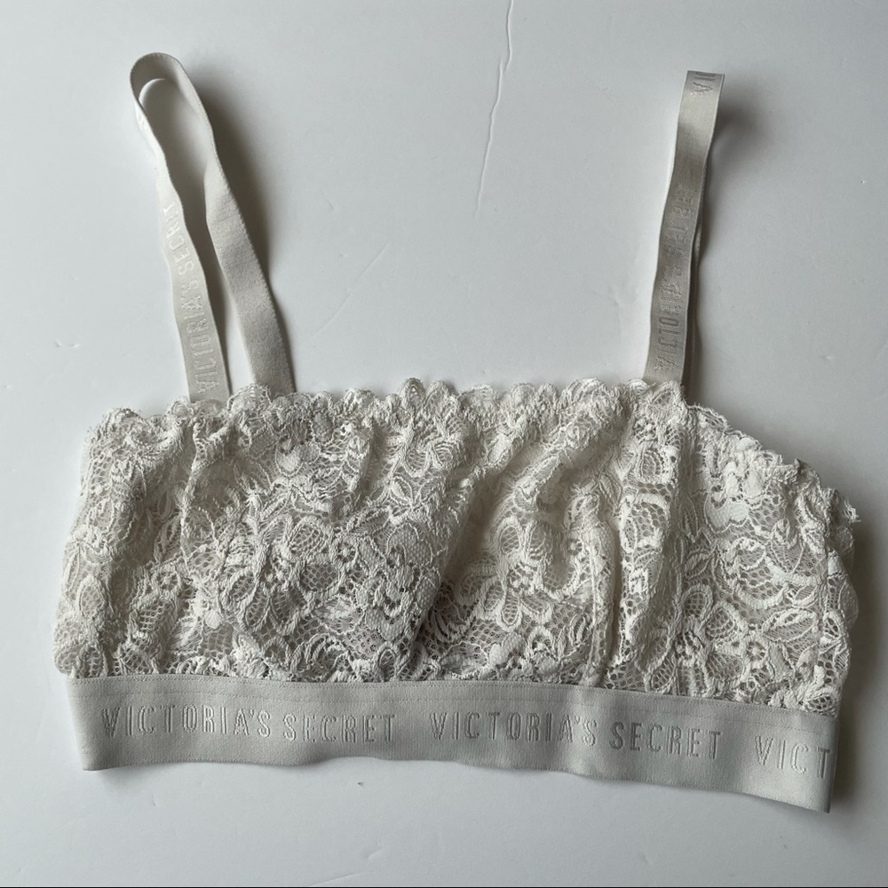 Victoria’s Secret unlined lace bra size S
